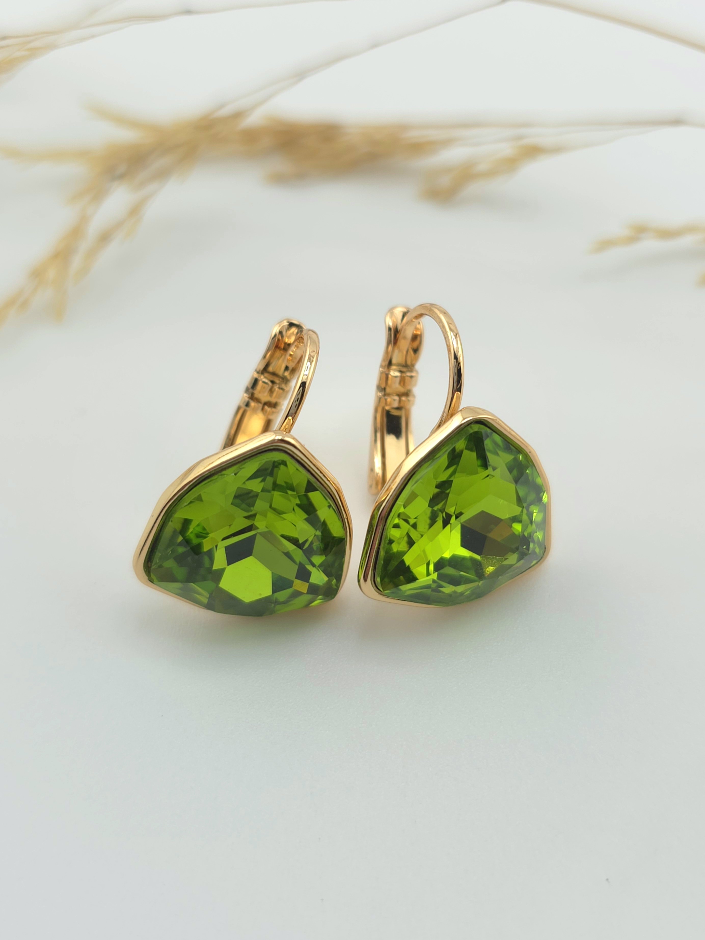 Ніжні сережки з зеленими Swarovski