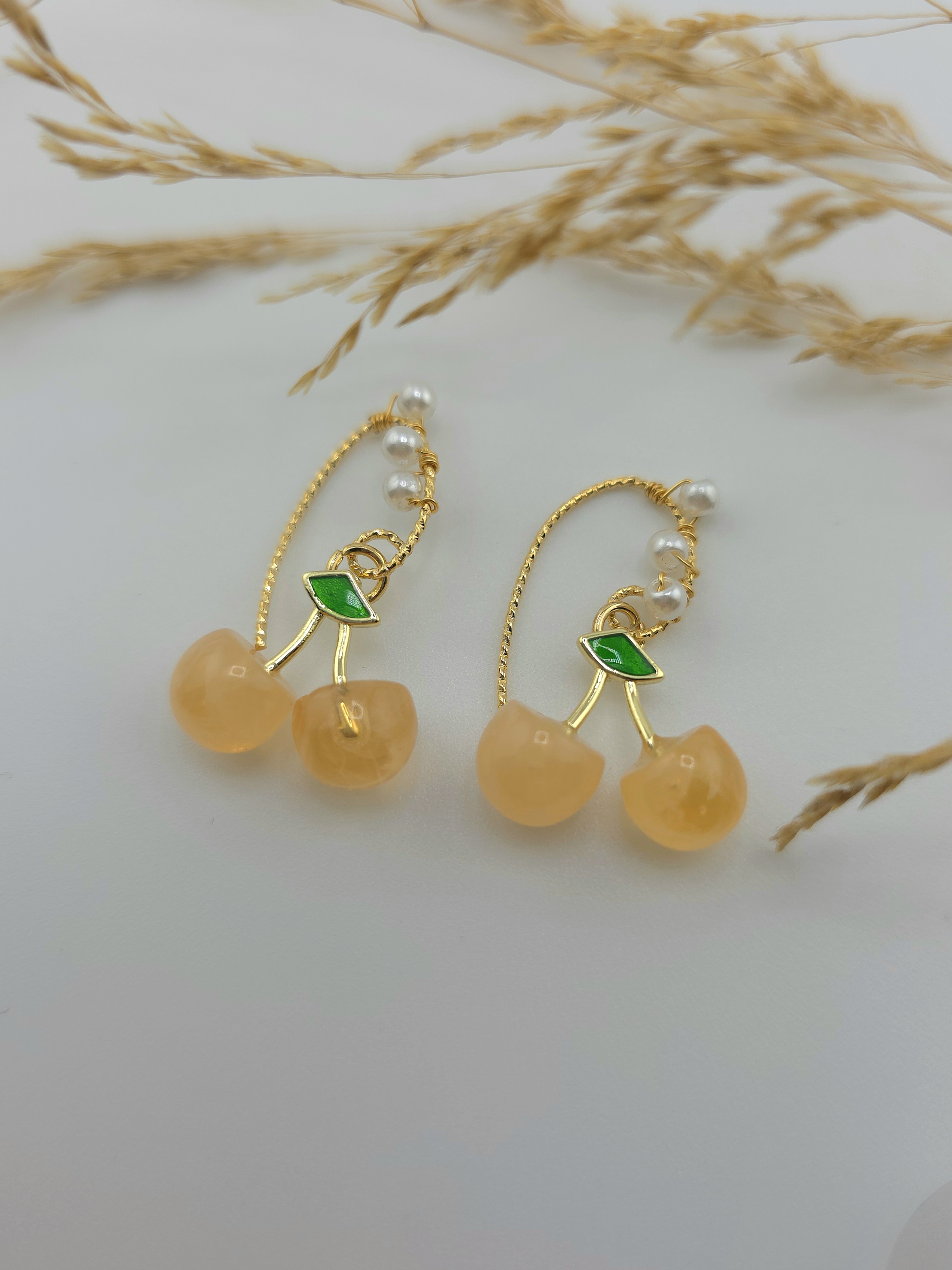 Сережки у формі черешні