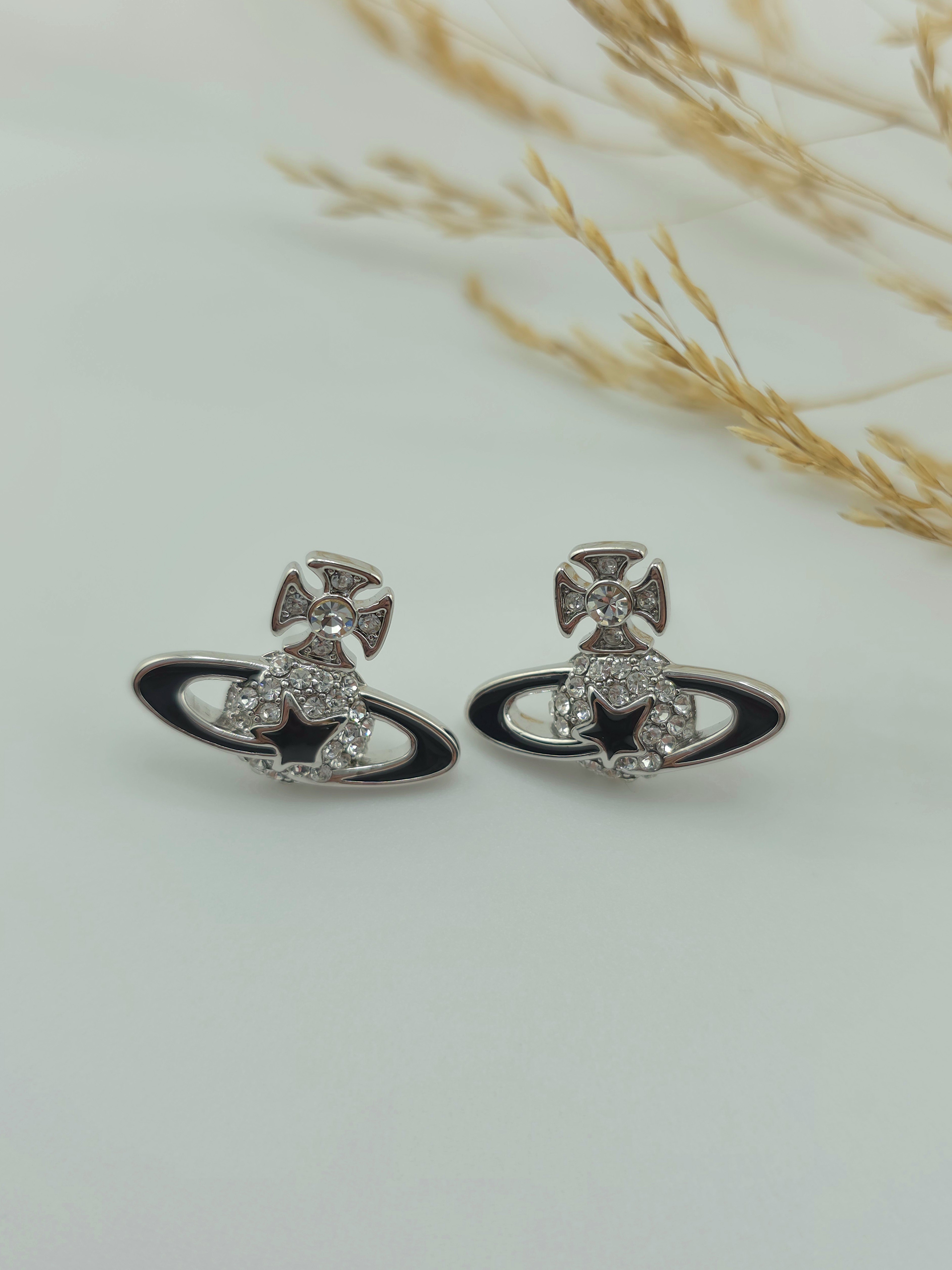 Сережки преміум класу у стилі Vivienne Westwood